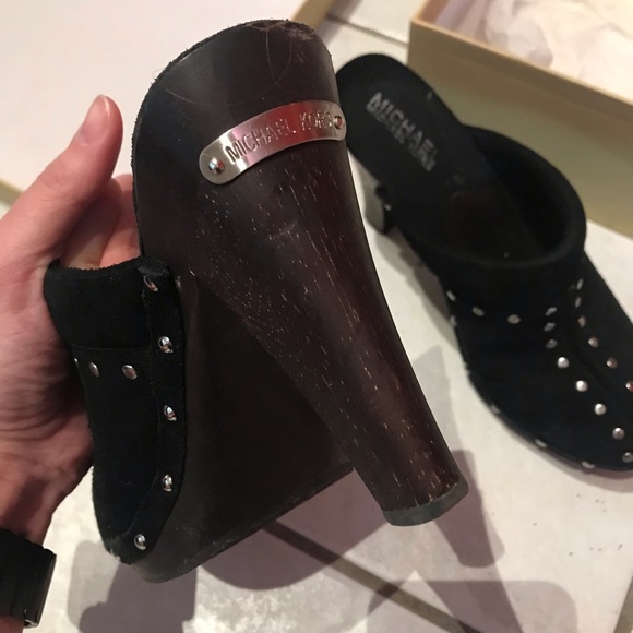 Mules - Picture 4 of 5